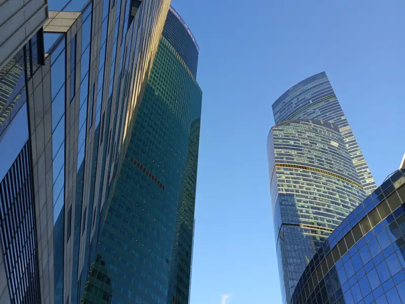 Путешествие к небоскрёбам Москвы-Сити по реке на аквабусе