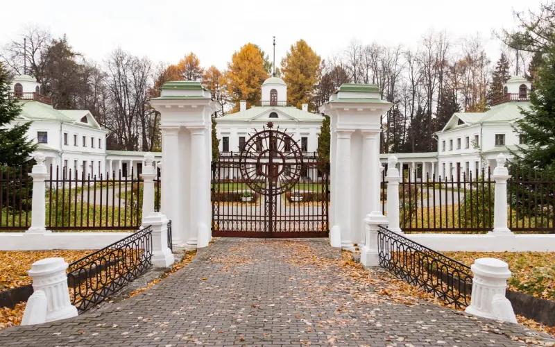Середниково — родовое гнездо Лермонтовых