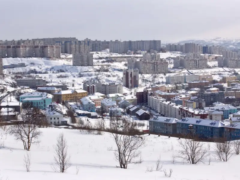 Последний город Российской империи — Мурманск с двух берегов