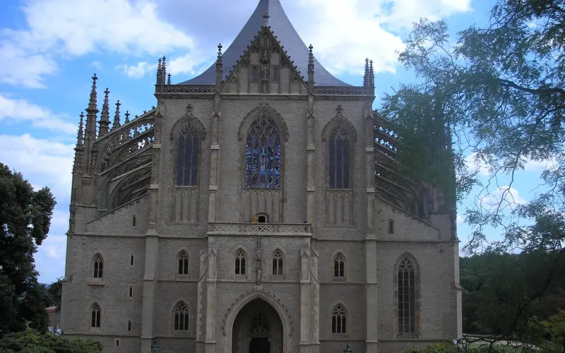 Кутна гора, замок Штернберг и знаменитая Костнице