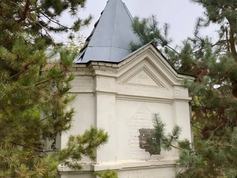 Аудиоэкскурсия: тайны и легенды старинного некрополя Краснодара