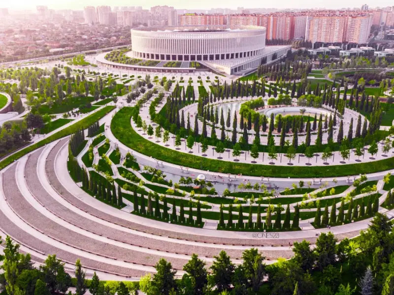 Аллеями парка Галицкого в Краснодаре