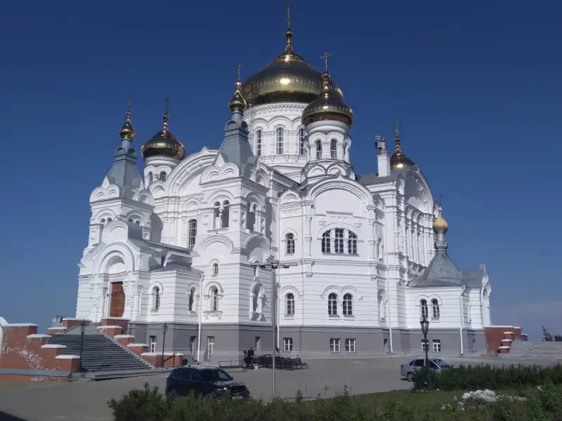 Экотропа «Белогорье» и уральский Афон — путешествие из Перми
