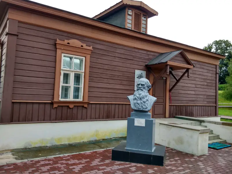 Из Тулы — по толстовским местам!