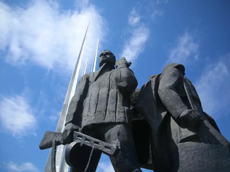 Тула — город героев и мастеров