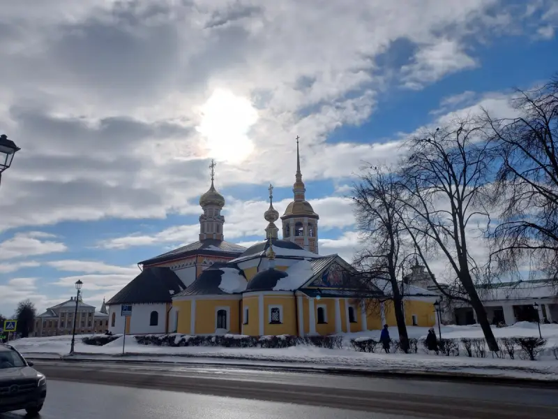Экскурсия по Суздалю со старожилом