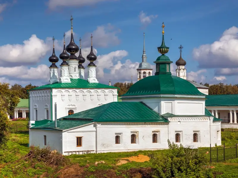 Суздальская старина: знакомство с городом
