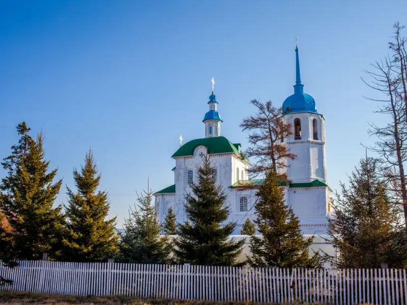 Посольское — самое красивое село на берегу Байкала