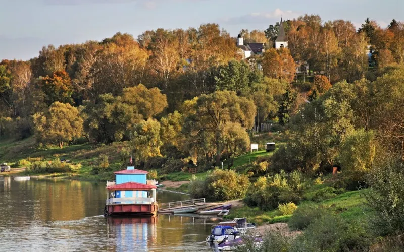 Старинная, уютная, талантливая Таруса